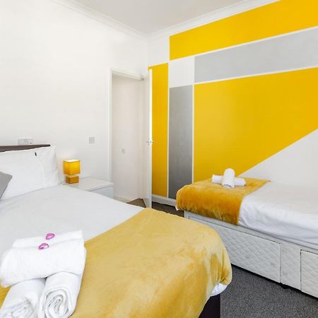 ליברפול Cosy Anfield Guesthouse - Free Parking מראה חיצוני תמונה