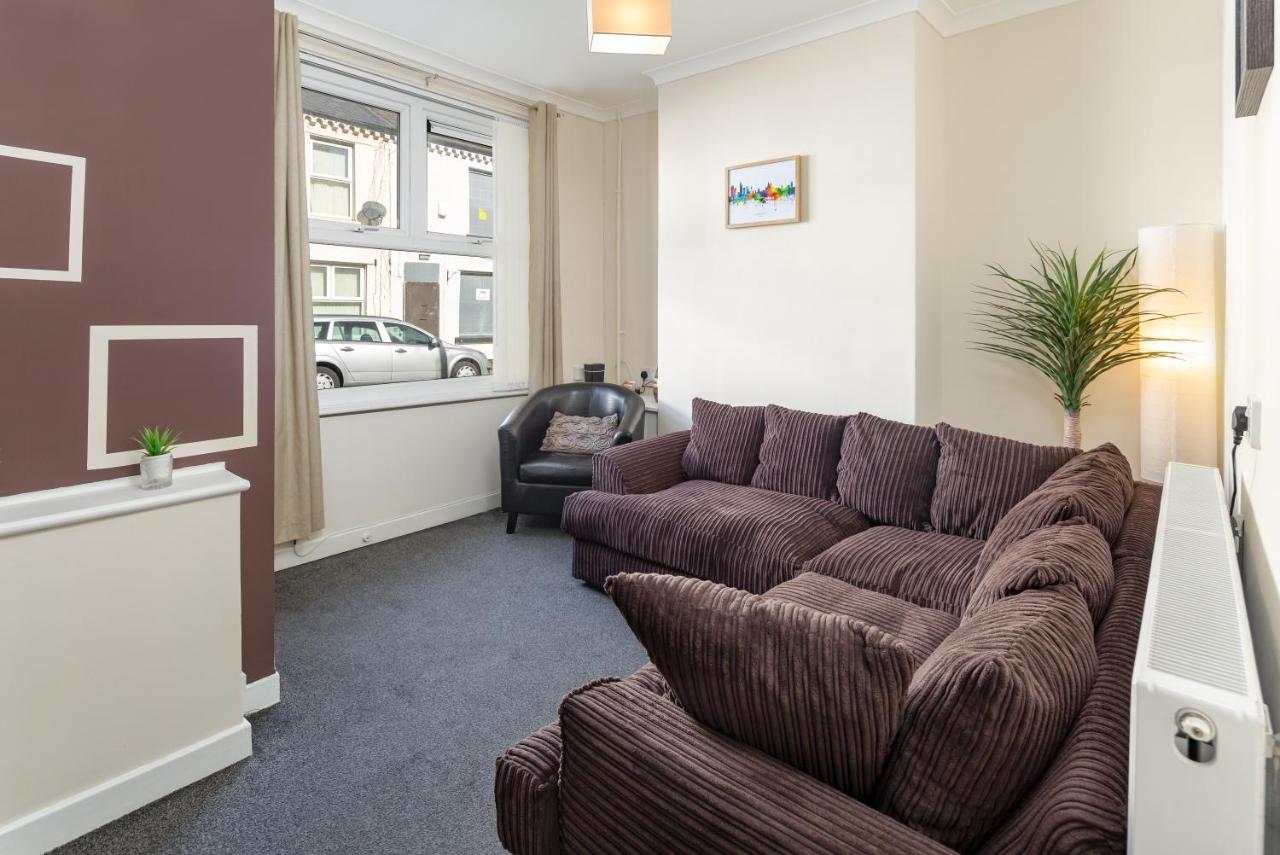ליברפול Cosy Anfield Guesthouse - Free Parking מראה חיצוני תמונה